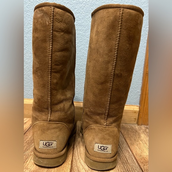 UGG Classic Tall Boot in Chestnut - Picture 4 of 11